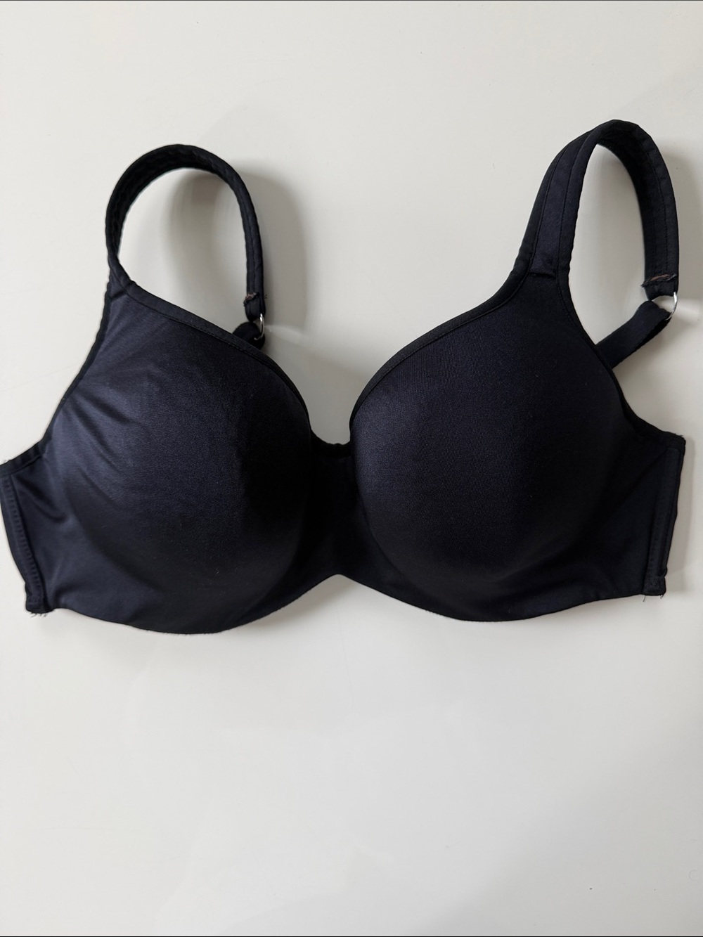 Everyday Smooth Black Full-Coverage Bra - Women's Intimates